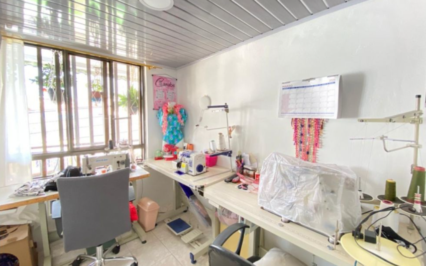 Casa Bifamiliar para la Venta en Ciudad Dorada