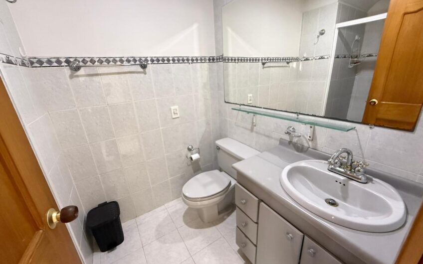 Casa Campestre en Conjunto Cerrado para la Venta en el Sector del Club Campestre