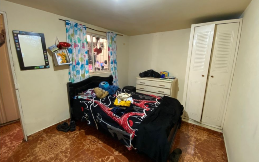 Casa Bifamiliar para la Venta en Ciudad Dorada