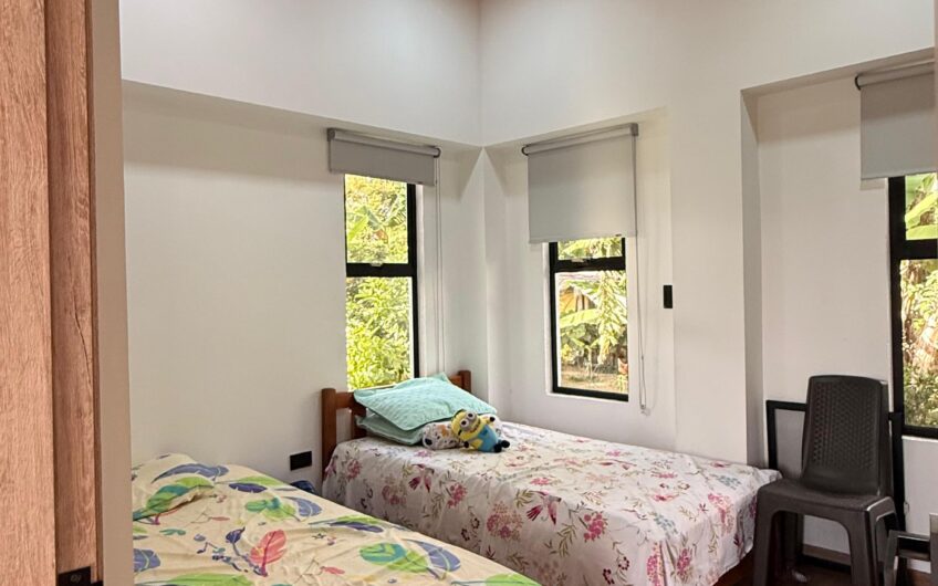 Casa Campestre para la Venta en la Avenida Centenario