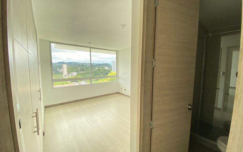 Apartamento para Arriendo en piso 15 en sector Oro Negro