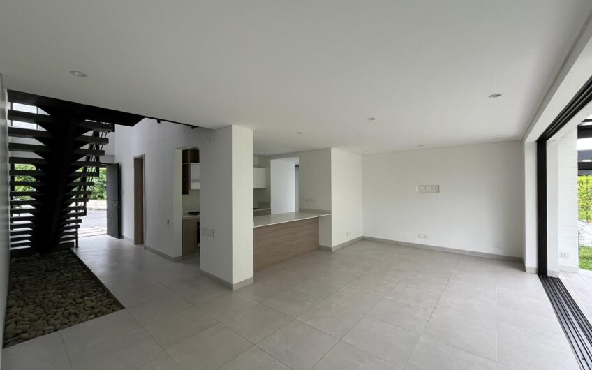 Casa Campestre para la Venta Vía al Caimo