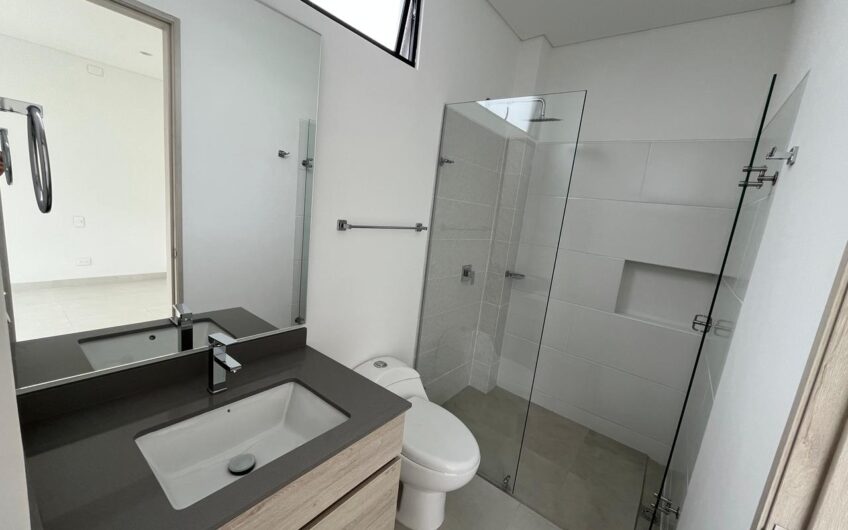 Casa Campestre para la Venta Vía al Caimo