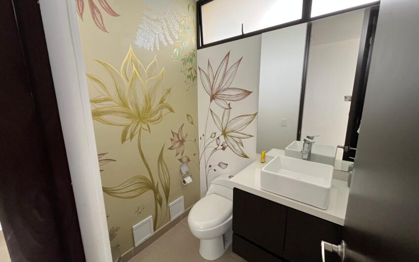 Hermosa Casa Campestre para la Venta Vía al Valle