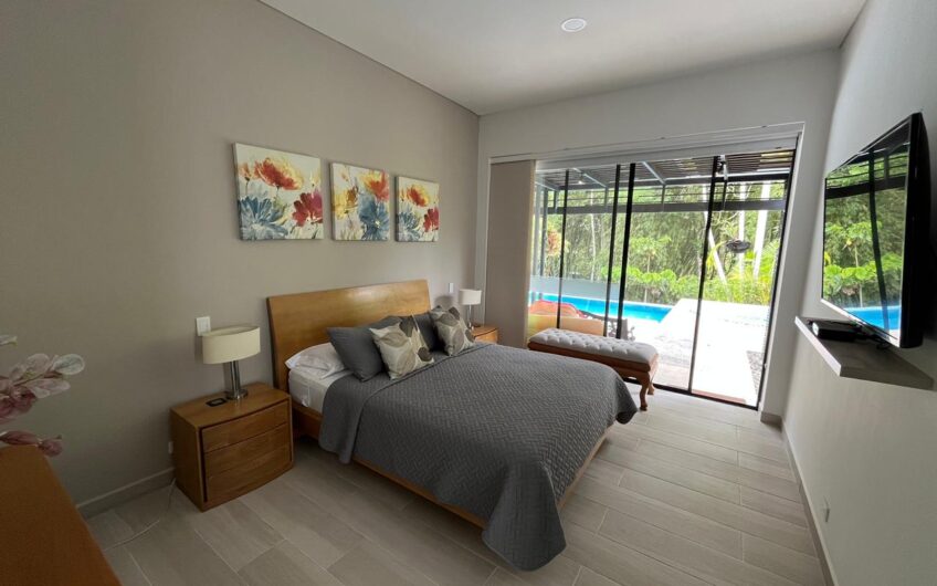 Hermosa Casa Campestre para la Venta Vía al Valle