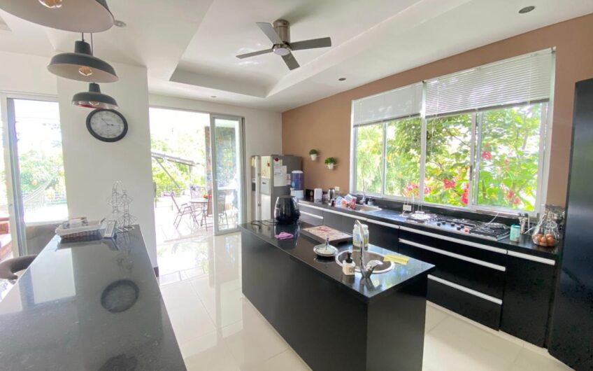 Casa Campestre en Condominio para Arriendo en el Caimo