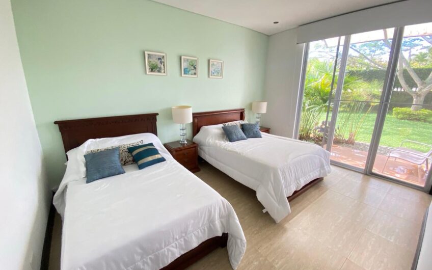 Casa Campestre en Condominio para Arriendo en el Caimo