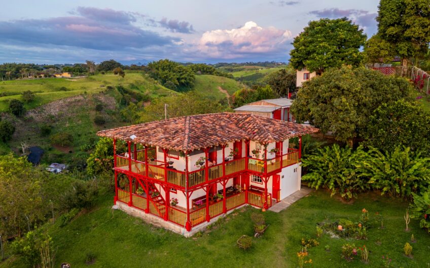 Hermosa Finca para la Venta en Finlandia, Quindío
