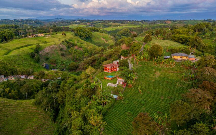 Hermosa Finca para la Venta en Finlandia, Quindío