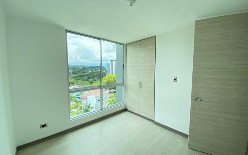 Apartamento para Arriendo en piso 15 en sector Oro Negro