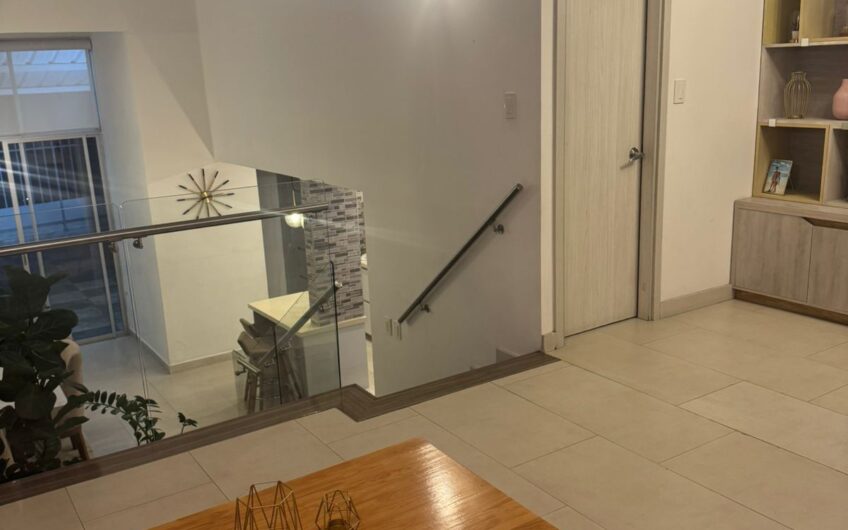 Casa de dos niveles para la Venta en sector La Castellana al norte de Armenia