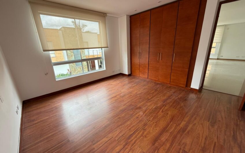 Casa de dos niveles para Arriendo en la Castellana al norte de Armenia