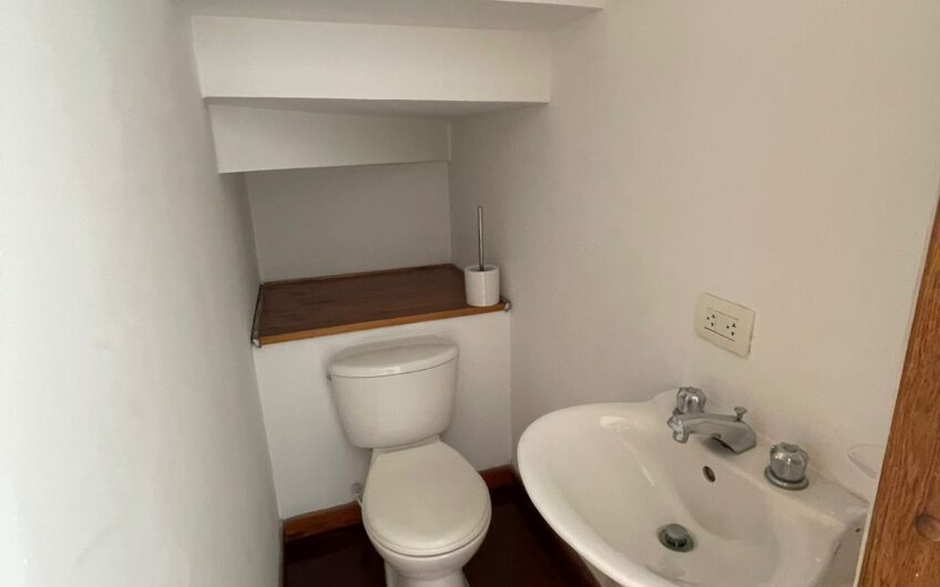 Casa de dos niveles para Arriendo en la Avenida 19 norte