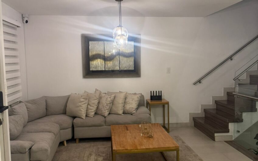 Casa de dos niveles para la Venta en sector La Castellana al norte de Armenia