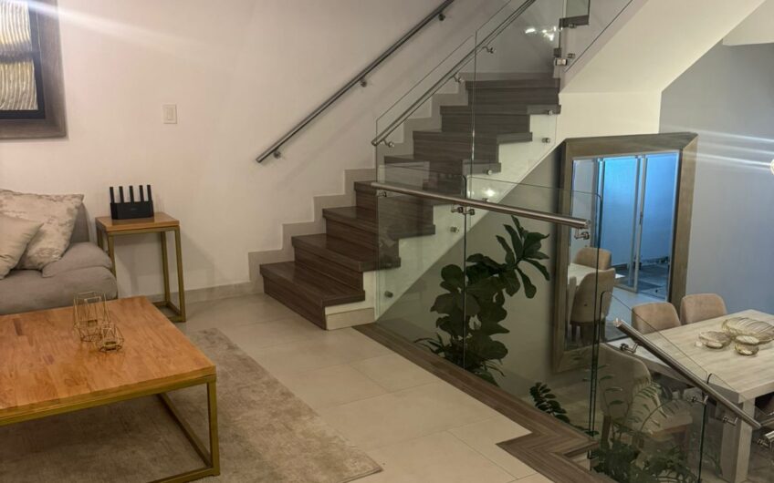 Casa de dos niveles para la Venta en sector La Castellana al norte de Armenia