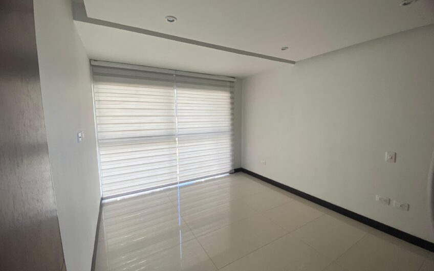 Casa Comercial para Arriendo en el sector de la Castellana