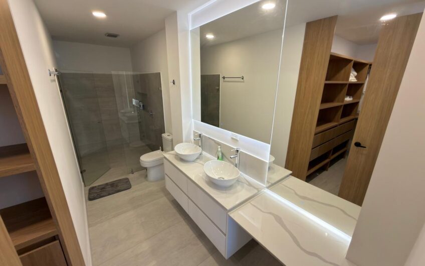 Casa Campestre para Arriendo en la Avenida Centenario