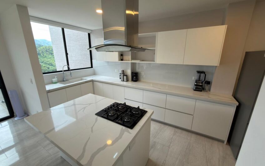 Casa Campestre para Arriendo en la Avenida Centenario