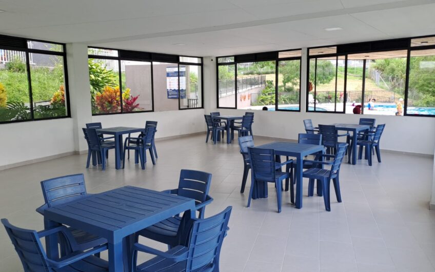 Apartamento para la Venta en Condominio Campestre en Puerto Espejo