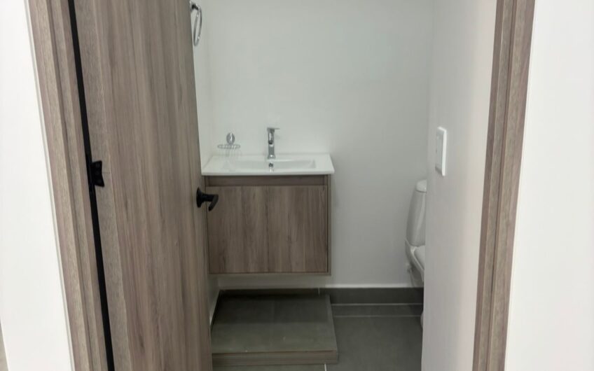 Local y/o consultorio para Arriendo en la Avenida Centenario