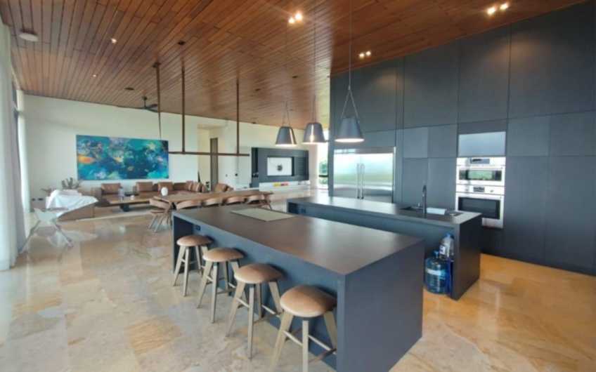 Exclusiva Casa Campestre para la Venta en Cerritos