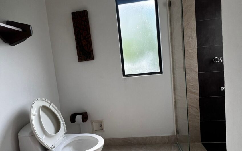 Casa Campestre completamente Amoblada para Arriendo en Pueblo Tapao