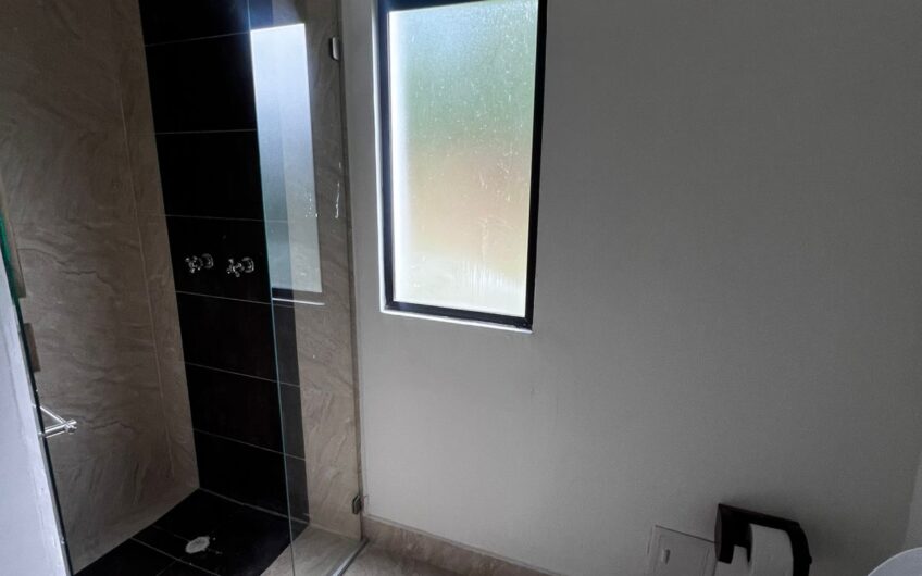 Casa Campestre completamente Amoblada para Arriendo en Pueblo Tapao