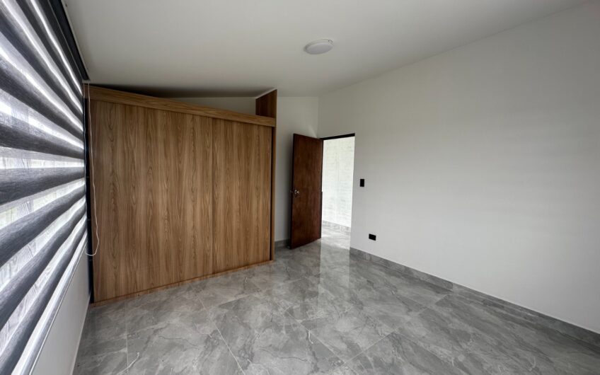 Casa Campestre para la Venta en Montenegro, Quindío