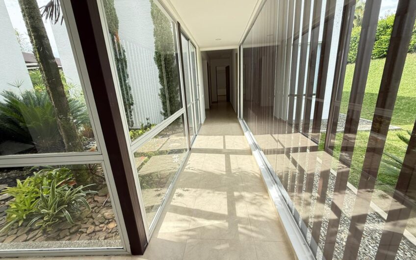Casa Campestre para la Venta en el Sector del Caimo