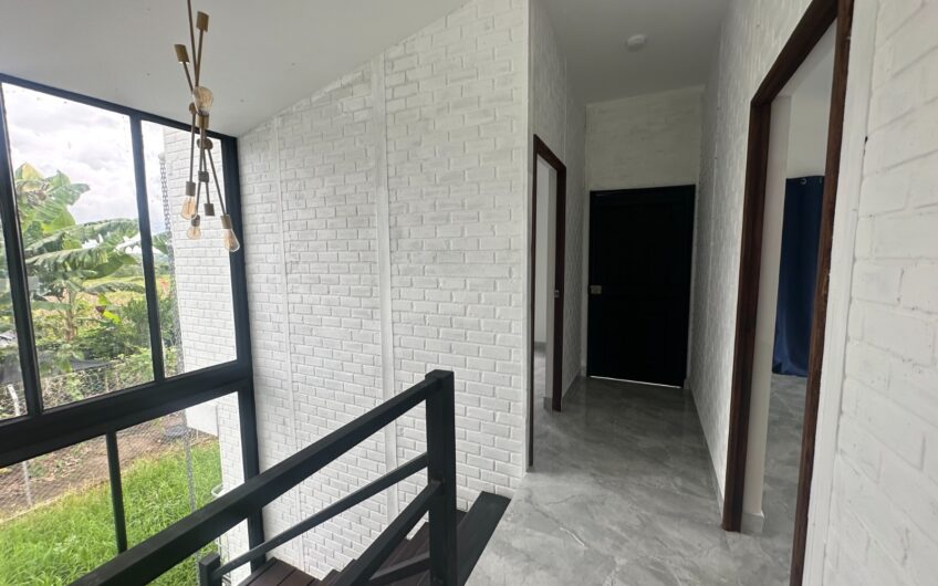 Casa Campestre para la Venta en Montenegro, Quindío