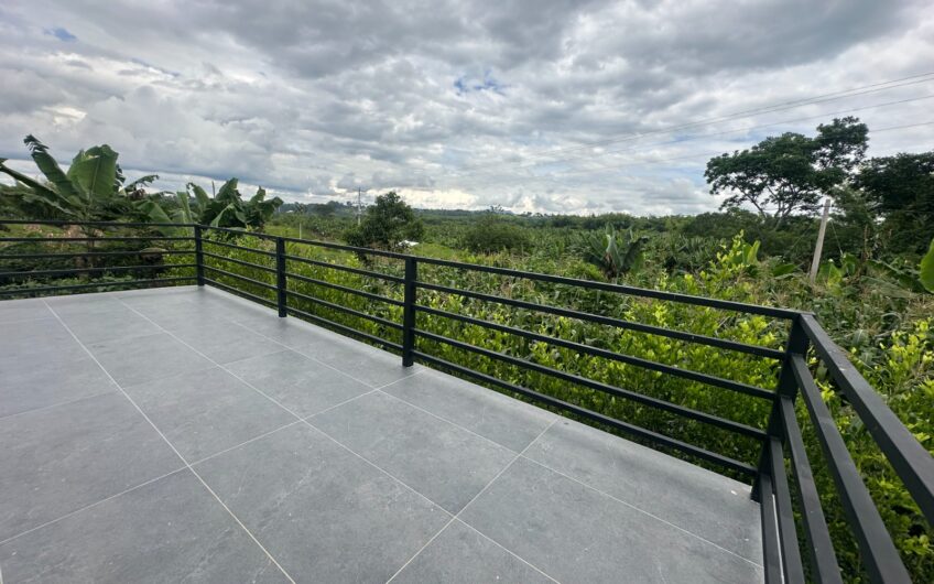 Casa Campestre para la Venta en Montenegro, Quindío