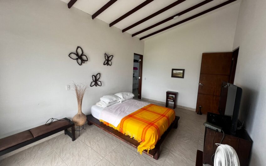 Casa Campestre completamente Amoblada para Arriendo en Pueblo Tapao