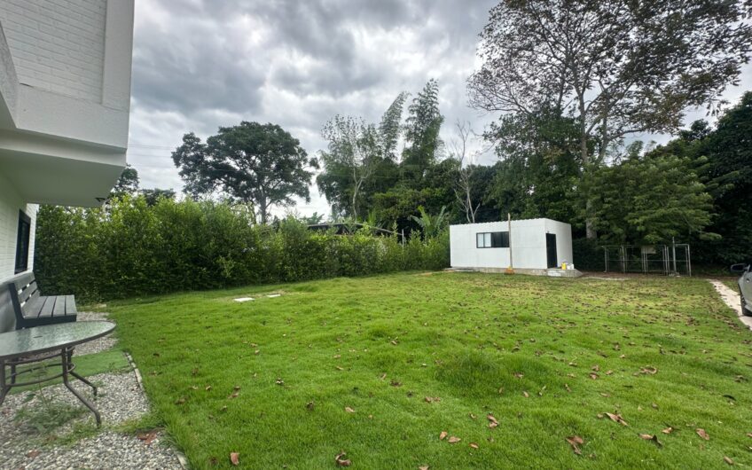 Casa Campestre para la Venta en Montenegro, Quindío