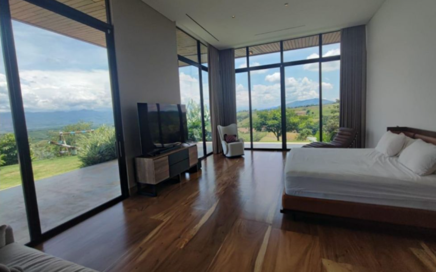 Exclusiva Casa Campestre para la Venta en Cerritos