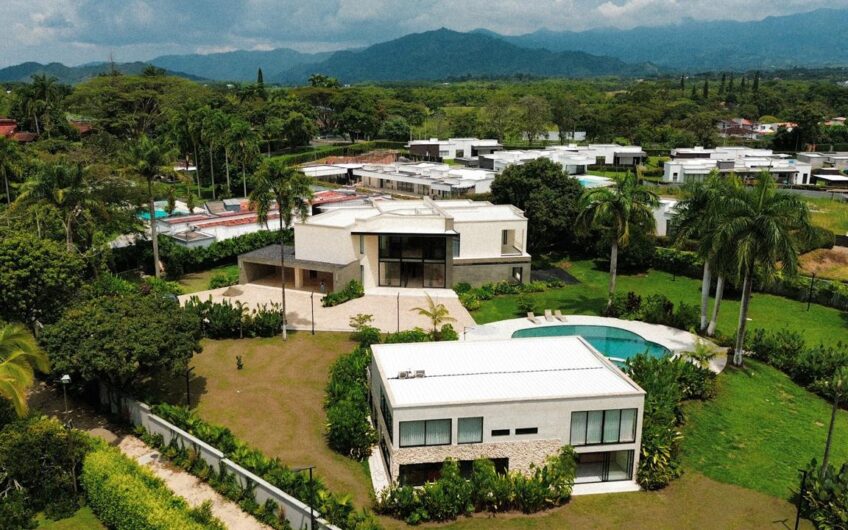 Casa Campestre para la Venta en Cerritos – Pereira