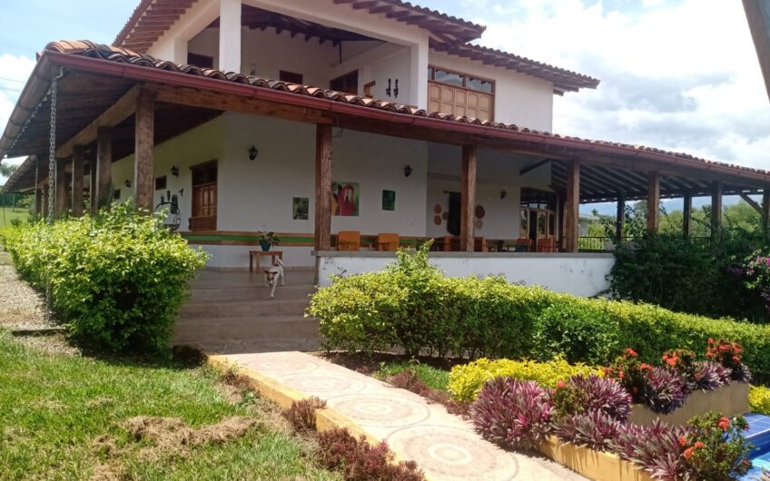 Exclusiva Casa Campestre para la Venta en Montenegro, Quindío
