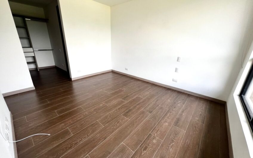 Espectacular apartamento para Arriendo en la Avenida Centenario