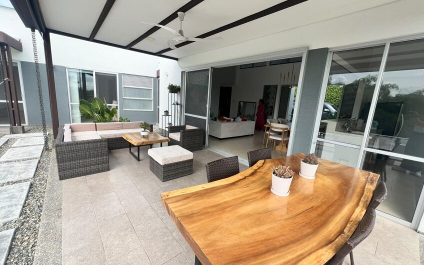 Casa Campestre para la Venta Vía al Caimo