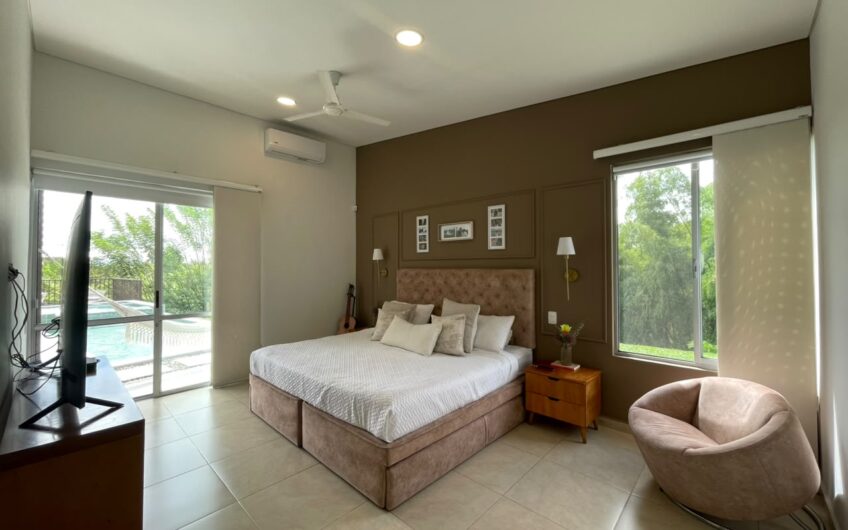 Casa Campestre para la Venta Vía al Caimo
