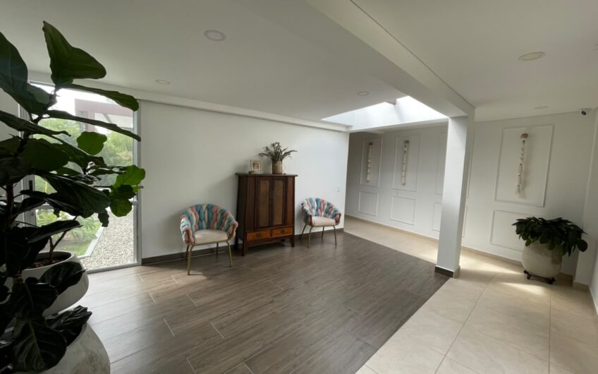 Casa Campestre para la Venta Vía al Caimo