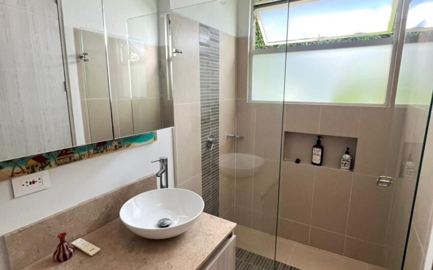 Exclusiva Casa Campestre Amoblada para Arriendo Vía al Caimo – Aeropuerto